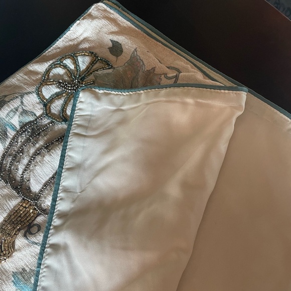 RACHEL ZOE NWT Fall Autumn Thanksgiving Beaded Pumpkins Decorative Table Runner - Picture 10 of 13